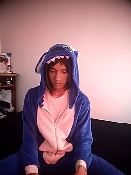 aisha 78 online show from 10.12.25