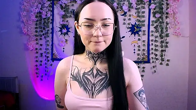 MollyKissy online show from 04.10.26