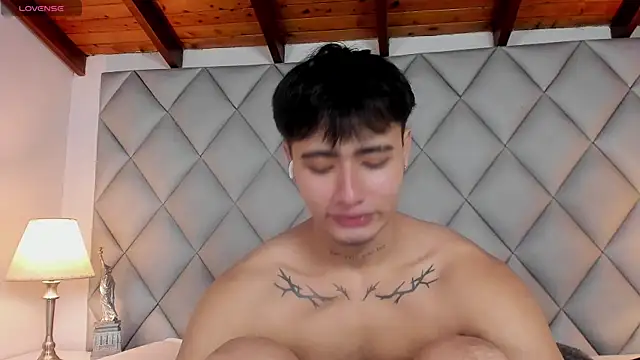 Clement Reyes online show from 11.21.25