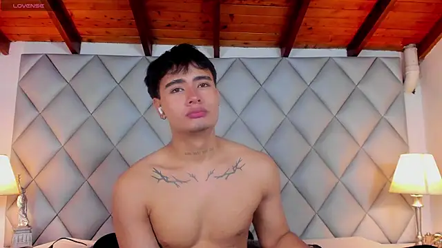 Clement Reyes online show from 11.25.25