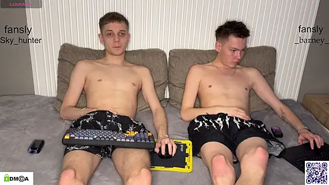 Snapshot of Eaton_ chatting on 11.11.25 Eaton online show from 11.11.25