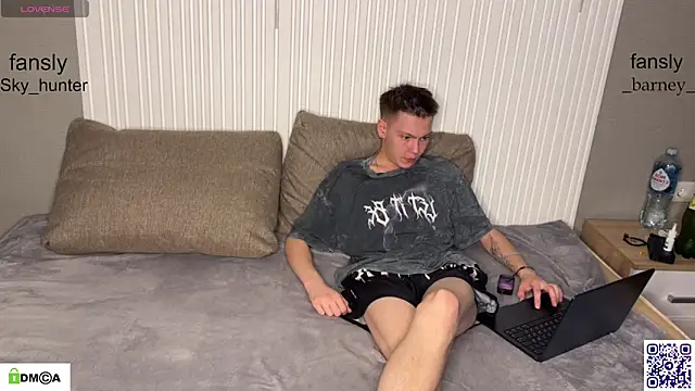 Snapshot of Eaton_ chatting on 11.13.25 Eaton online show from 11.13.25