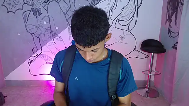 Snapshot of deivid_bigcock1 chatting on 12.01.25 deivid bigcock1 online show from 12.01.25