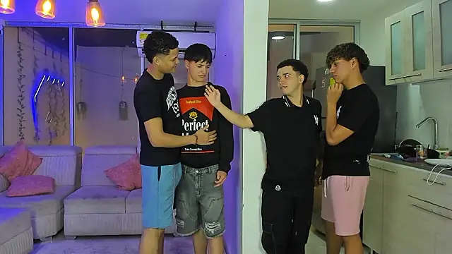 Snapshot of Houseofwarrios chatting on 02.07.26 Houseofwarrios online show from 02.07.26