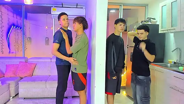 Snapshot of Houseofwarrios chatting on 02.12.26 Houseofwarrios online show from 02.12.26