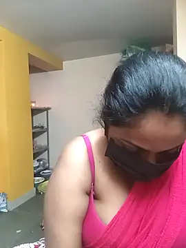 Snapshot of queendivya chatting on 02.04.26 queendivya online show from 02.04.26