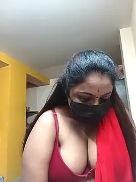 Snapshot of queendivya chatting on 02.21.26 queendivya online show from 02.21.26