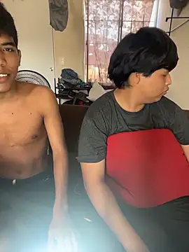 Snapshot of P4NT0J4 chatting on 02.16.26 P4NT0J4 online show from 02.16.26