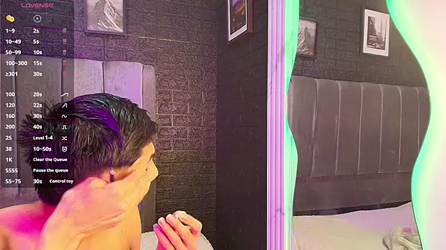 Erick Velveth online show from 12.19.25