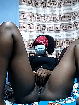 Snapshot of Lesego-mash chatting on 12.05.25 Lesego-mash online show from 12.05.25