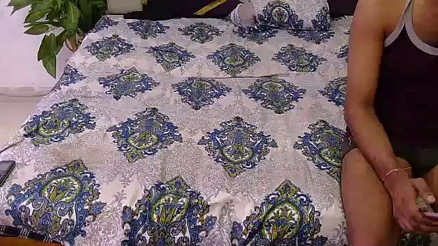 Snapshot of Lovelyy-couple chatting on 02.06.26 Lovelyy-couple online show from 02.06.26