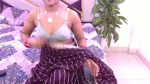 Snapshot of Lovelyy-couple chatting on 02.16.26 Lovelyy-couple online show from 02.16.26