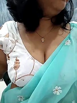 divya-jannu online show from 10.20.25