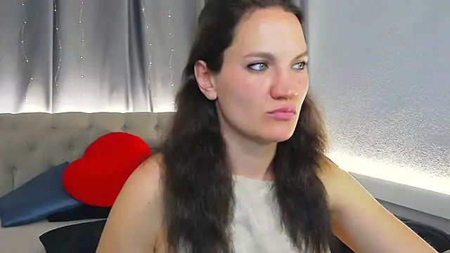 IvetaRayy online show from 09.22.25