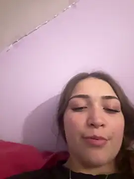 EllaClarke online show from 04.05.26