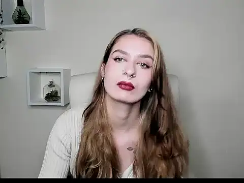 NinaBlond1 online show from 11.04.25