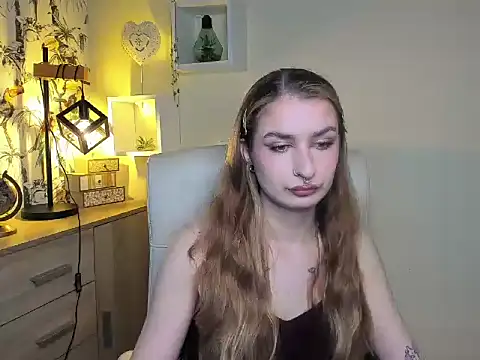 NinaBlond1 online show from 11.12.25