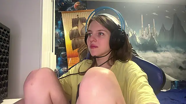 Elira Breeze online show from 03.01.26