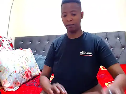 SexyCurves96 online show from 10.04.25