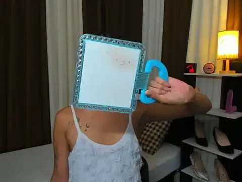 Sedictive Samantha online show from 10.29.25