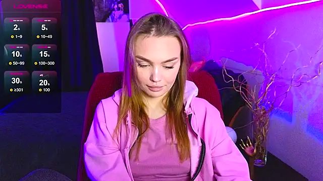 KitsyMoore online show from 09.22.25