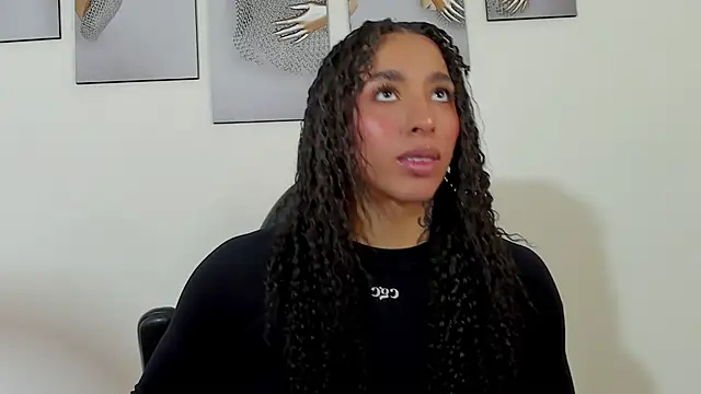 KAYLA BATISTA  online show from 04.16.26