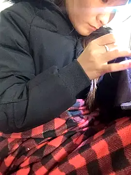 Snapshot of phuongxinhxan chatting on 01.06.26 phuongxinhxan online show from 01.06.26