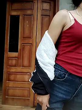 Snapshot of phuongxinhxan chatting on 03.27.26 phuongxinhxan online show from 03.27.26