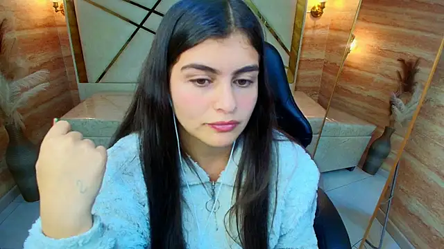 Snapshot of dany_r_ chatting on 11.23.25 dany r online show from 11.23.25