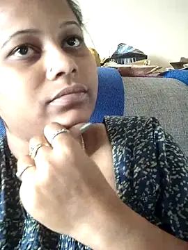 Snapshot of sweetqueen143 chatting on 01.07.26 sweetqueen143 online show from 01.07.26