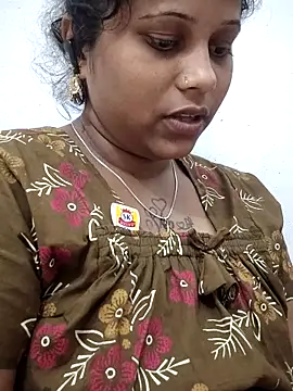 Snapshot of sweetqueen143 chatting on 02.06.26 sweetqueen143 online show from 02.06.26