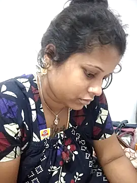 Snapshot of sweetqueen143 chatting on 03.02.26 sweetqueen143 online show from 03.02.26