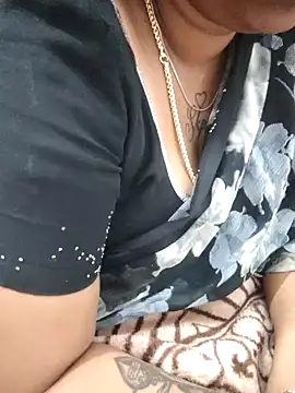 Snapshot of sweetqueen143 chatting on 03.04.26 sweetqueen143 online show from 03.04.26