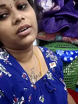 Snapshot of sweetqueen143 chatting on 03.14.26 sweetqueen143 online show from 03.14.26