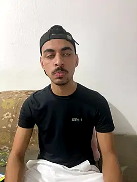 Snapshot of Eduardosexy00091 chatting on 09.20.25 Eduardosexy00091 online show from 09.20.25