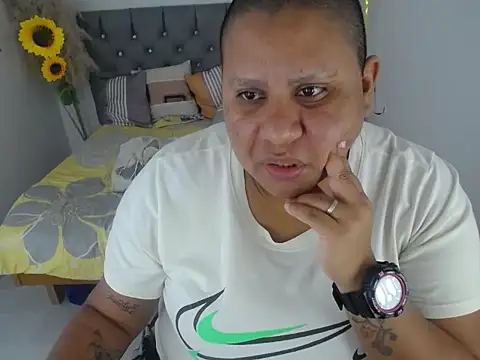 hotlesby valery online show from 11.14.25