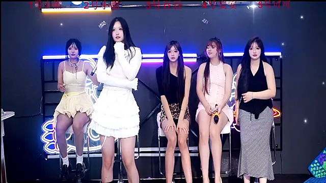 Shinygirls 777 online show from 09.19.25