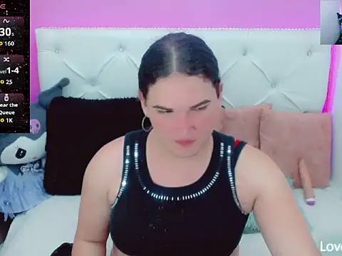 x daniiela x online show from 10.24.25