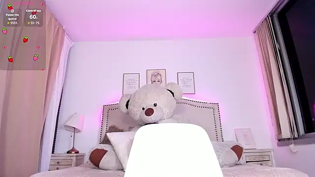 Haru bloom online show from 09.25.25