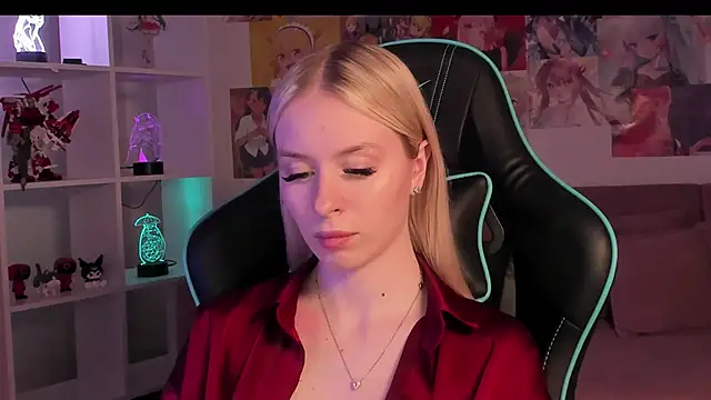 MiaGraces online show from 11.15.25