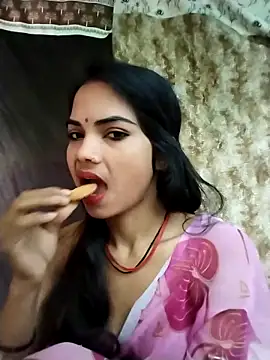 PRACHI-743 online show from 11.28.25