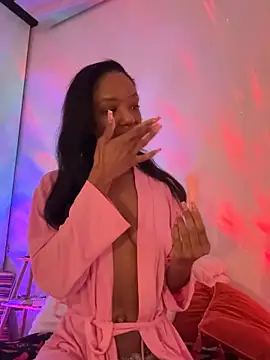 Snapshot of LoveDreaux chatting on 02.27.26 LoveDreaux online show from 02.27.26