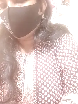 Snapshot of satthi-03 chatting on 10.16.25 satthi-03 online show from 10.16.25