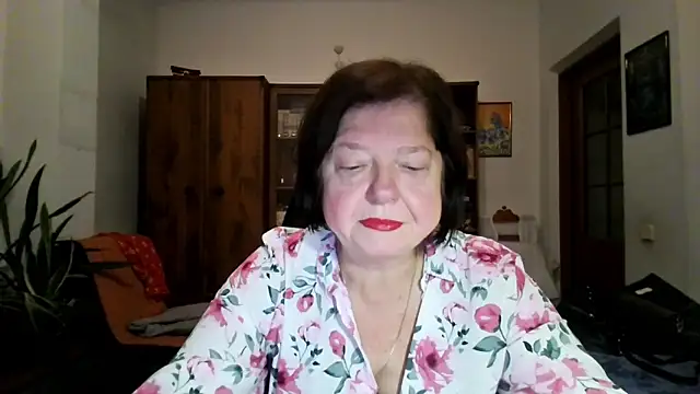 Violet Pulse online show from 11.08.25