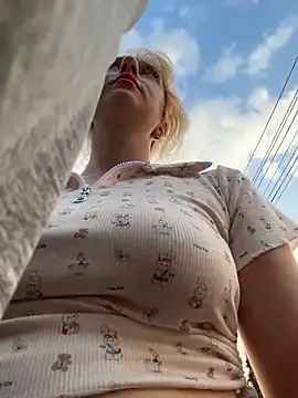 RonnieKiss online show from 02.13.26