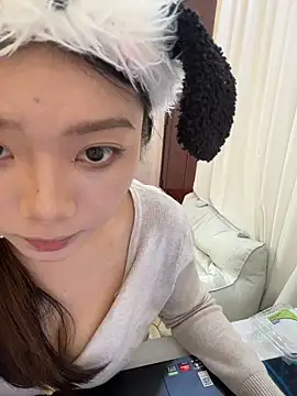 AZ37866 online show from 11.30.25