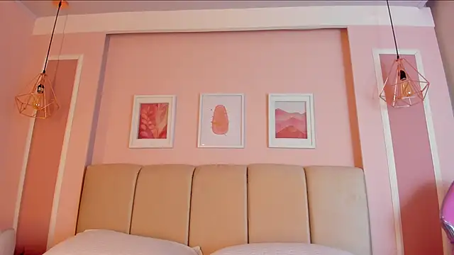 Sarah Reidd online show from 10.28.25