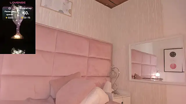 HaathorX online show from 10.15.25