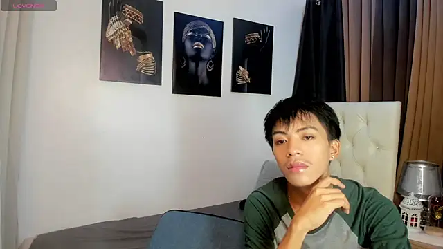 Snapshot of jayxxxlovescock chatting on 09.23.25 jayxxxlovescock online show from 09.23.25