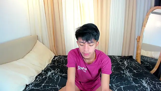 Snapshot of jayxxxlovescock chatting on 10.19.25 jayxxxlovescock online show from 10.19.25